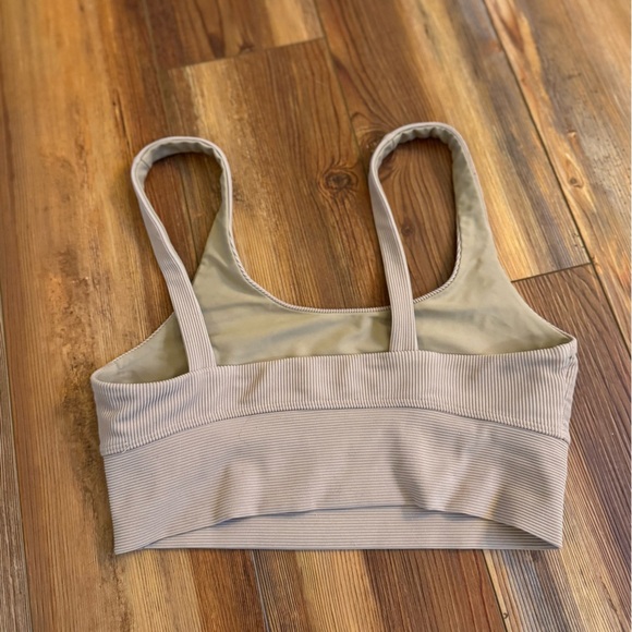 Beach Riot - Small Ribbed Beige Bralette - Picture 3 of 7
